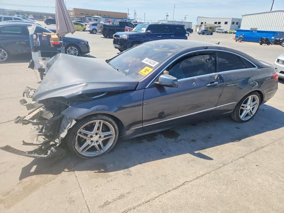 2013 MERCEDES-BENZ E-Class