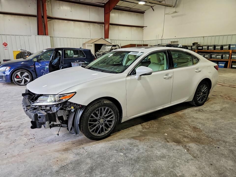 2018 LEXUS ES