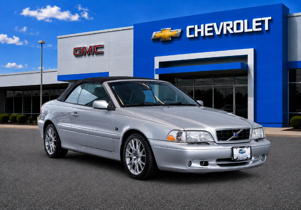 2004 VOLVO C70