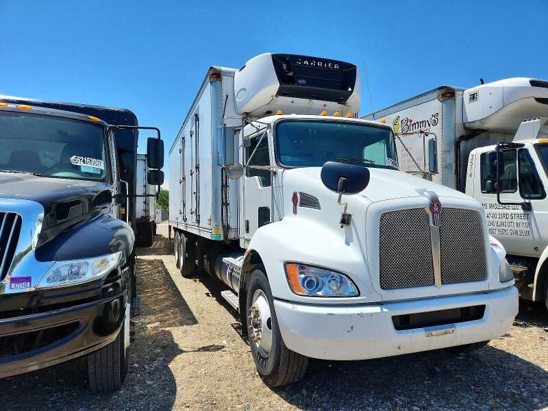 2016 KENWORTH T3 Series