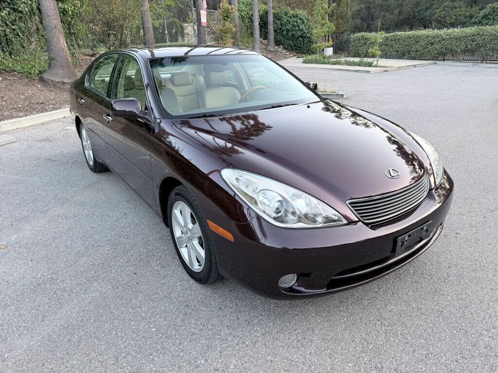 2005 LEXUS ES