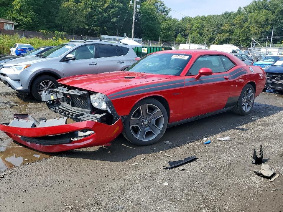 2013 DODGE Challenger