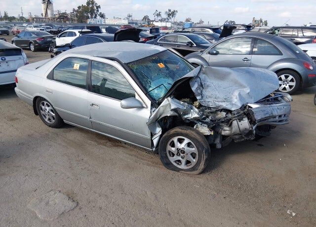 2000 TOYOTA Camry