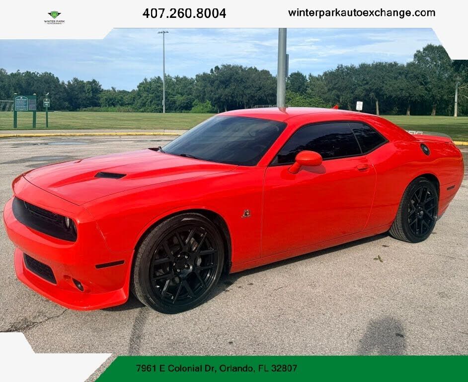 2017 DODGE Challenger