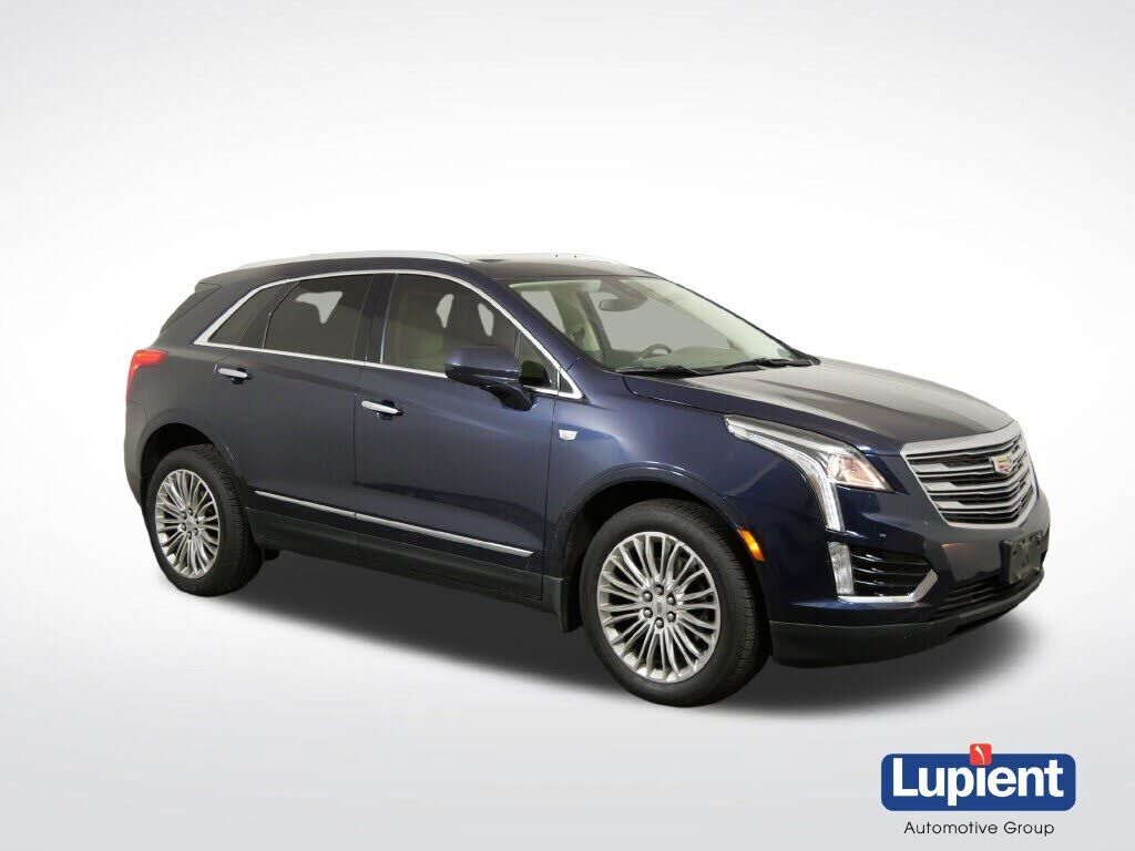 2017 CADILLAC XT5