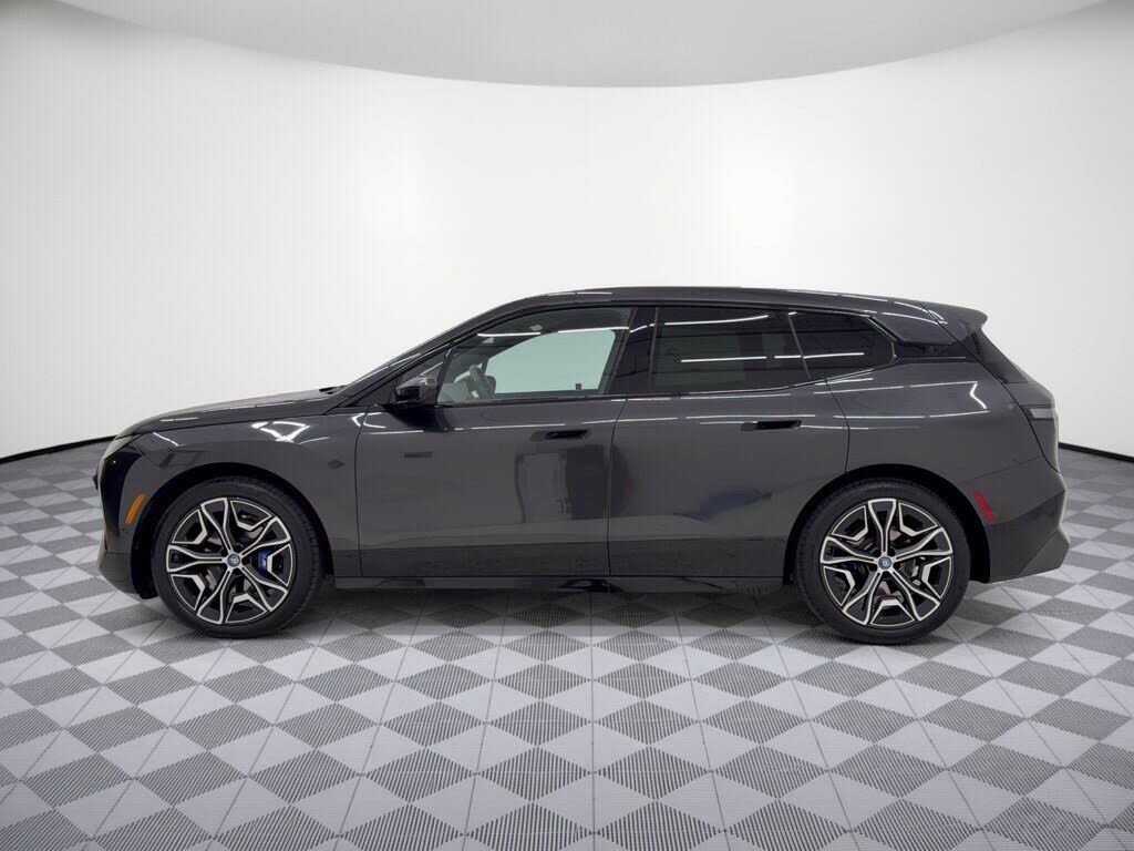 2024 BMW iX
