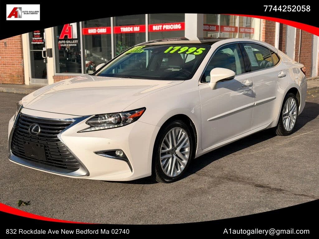 2016 LEXUS ES