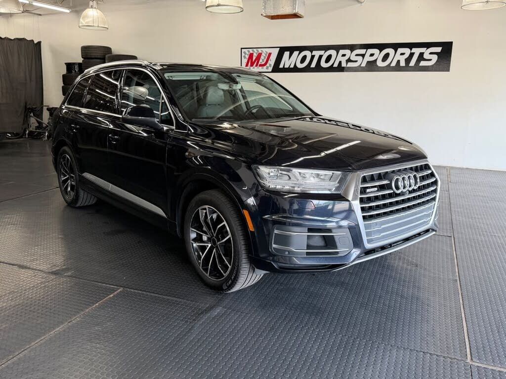 2017 AUDI Q7