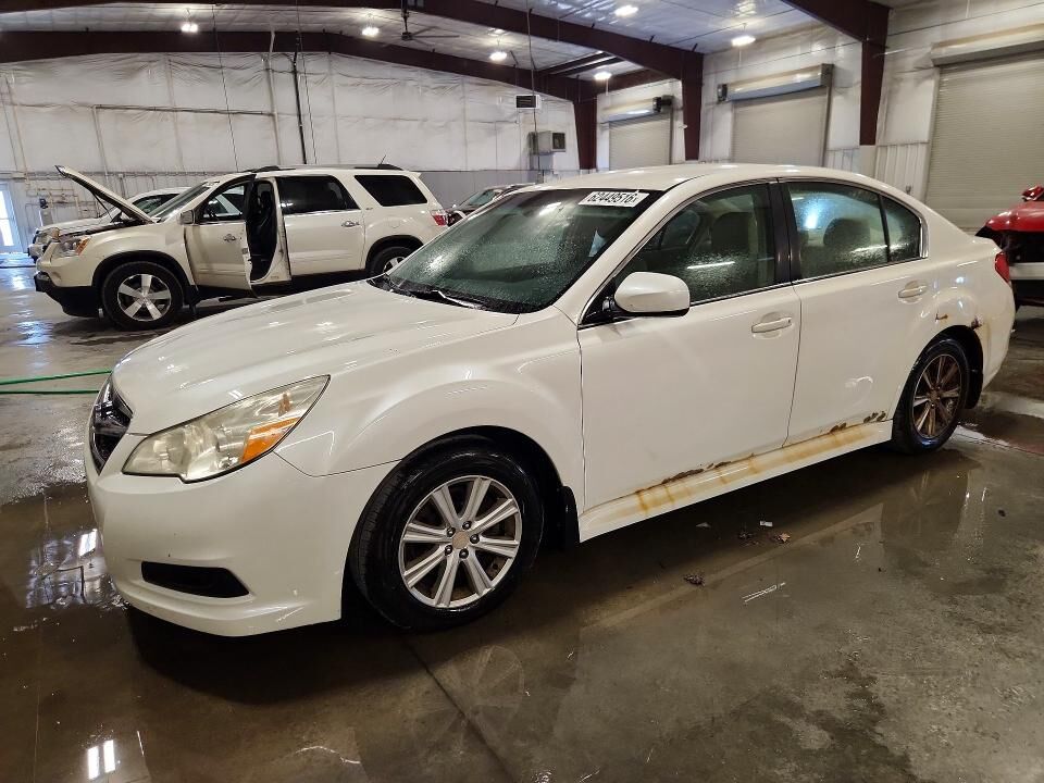 2011 SUBARU Legacy
