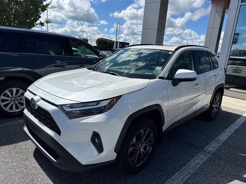 2022 TOYOTA RAV4