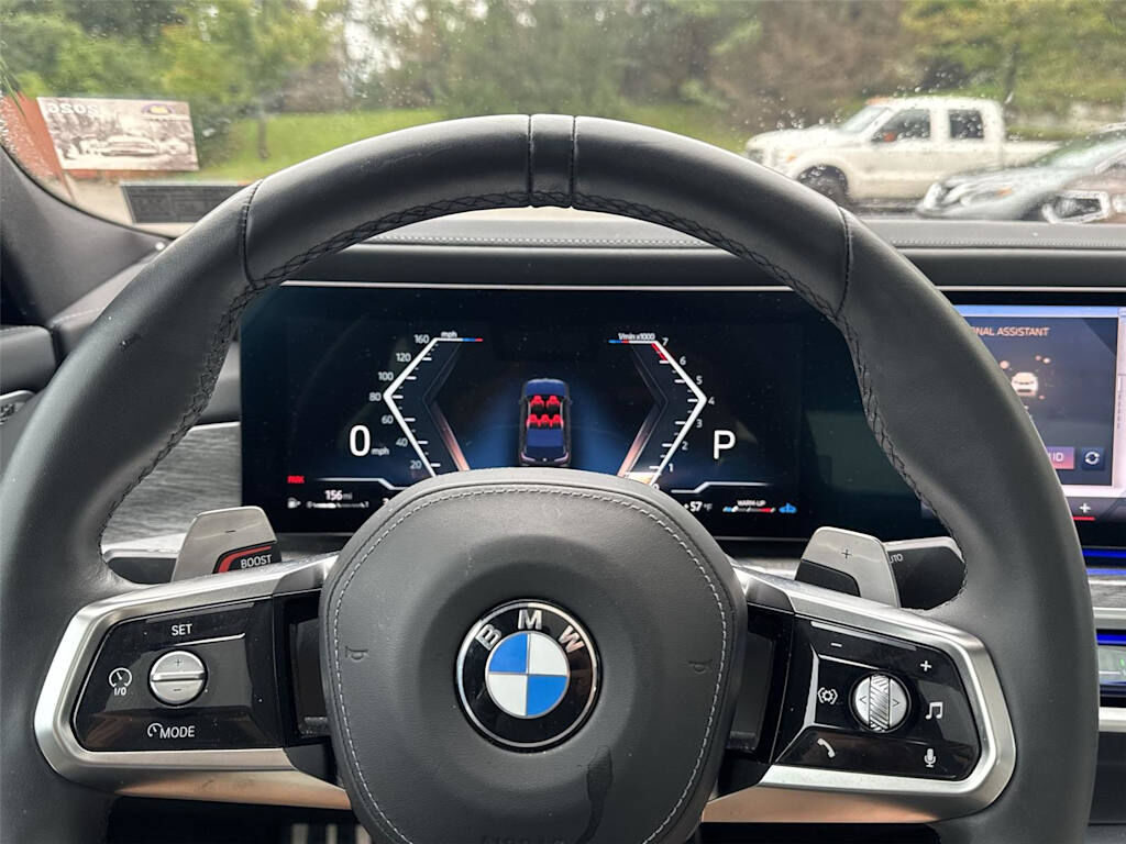 2023 BMW 760i