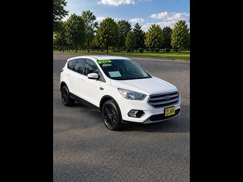 2017 FORD Escape