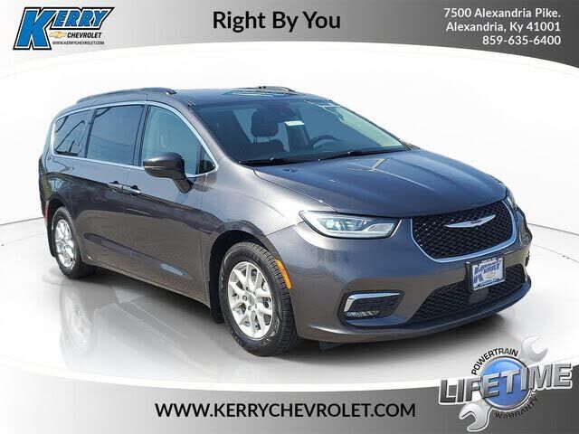2022 CHRYSLER Pacifica