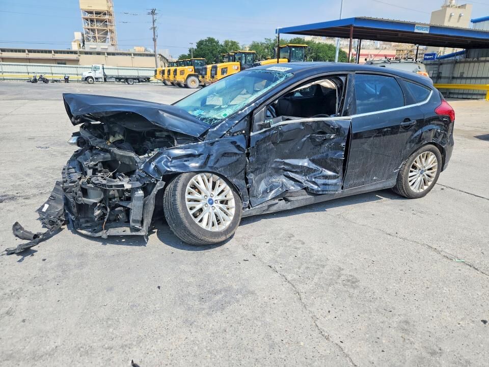 2017 FORD Focus