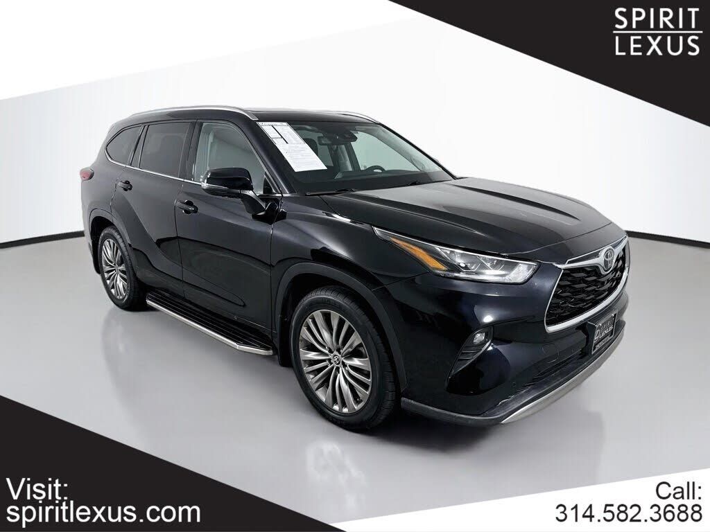 2021 TOYOTA Highlander