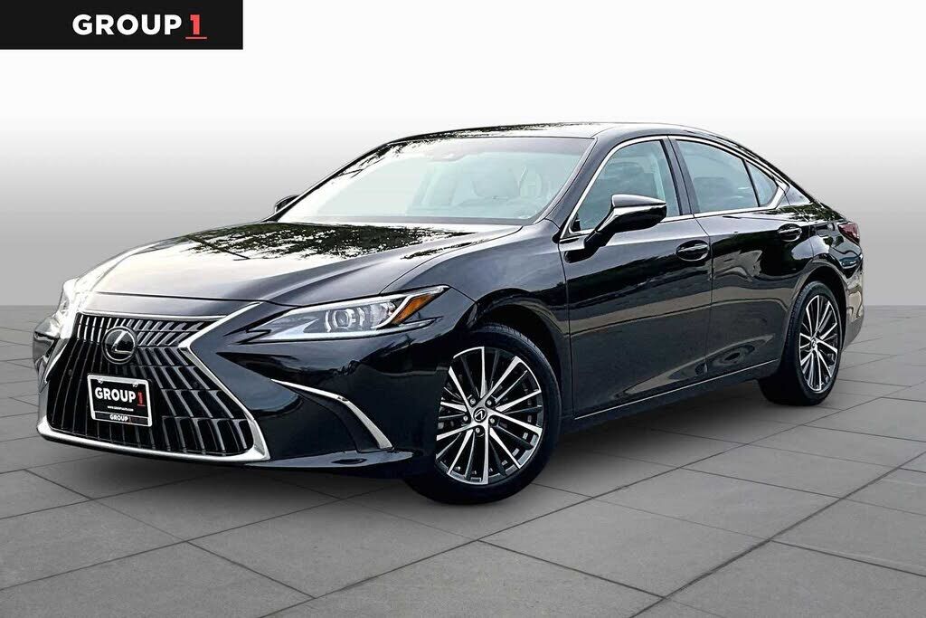 2024 LEXUS ES