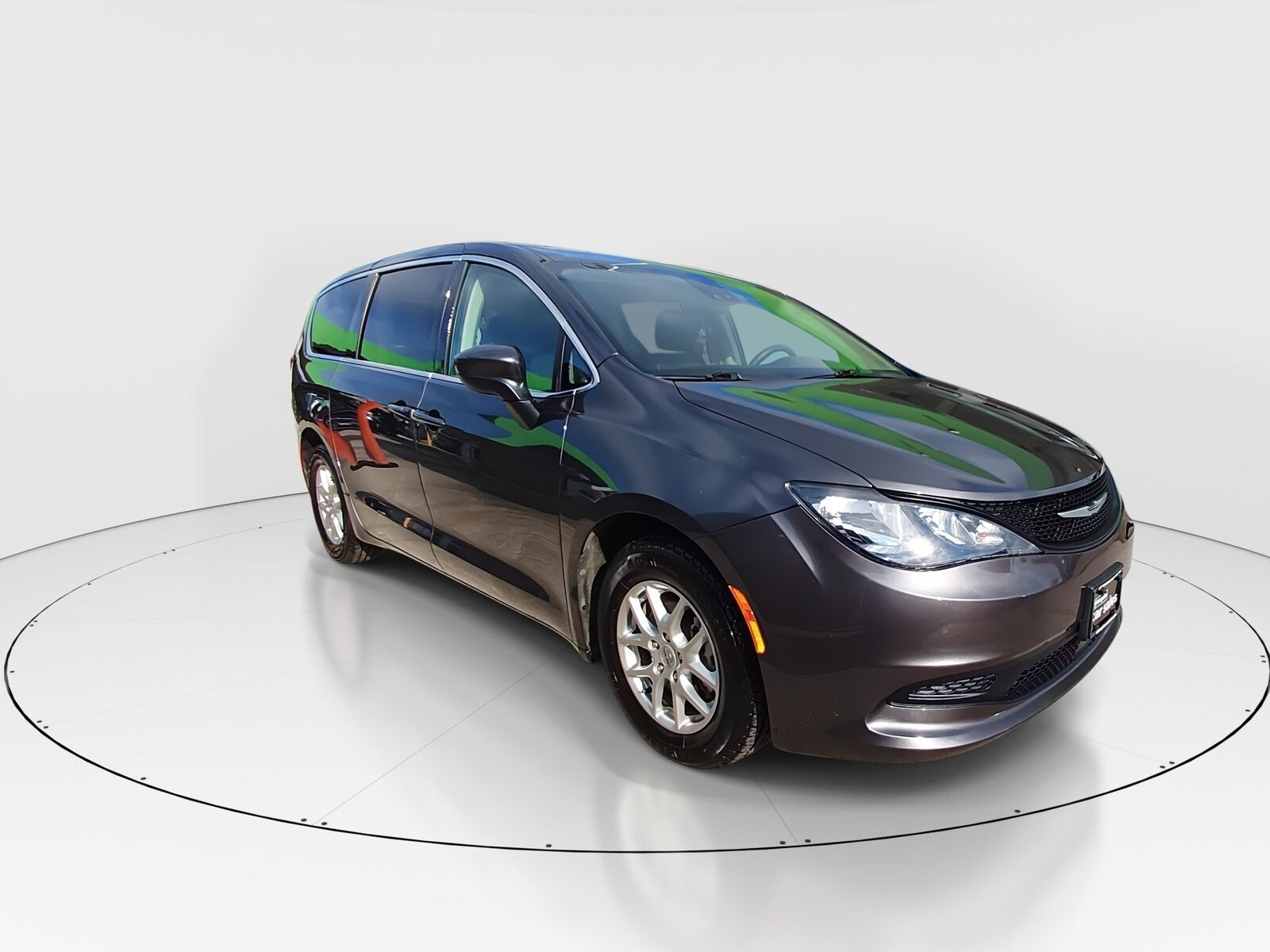 2023 CHRYSLER Voyager