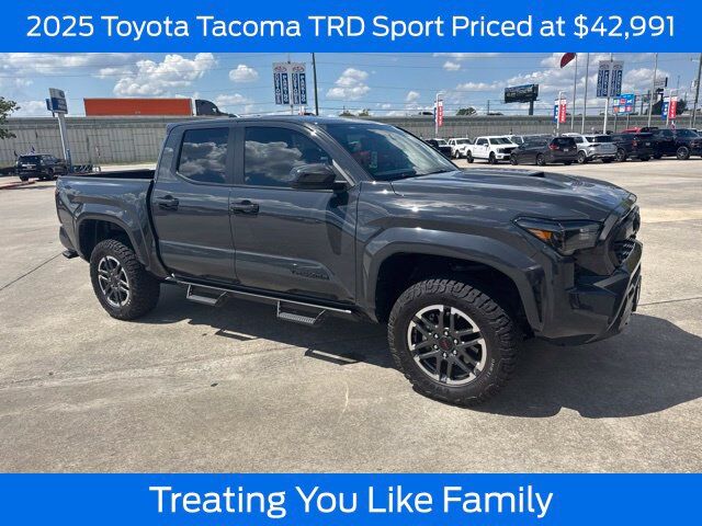 2025 TOYOTA Tacoma