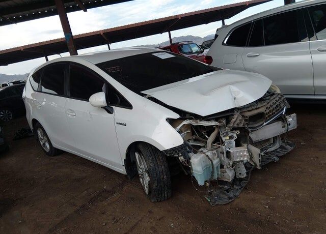 2014 TOYOTA Prius