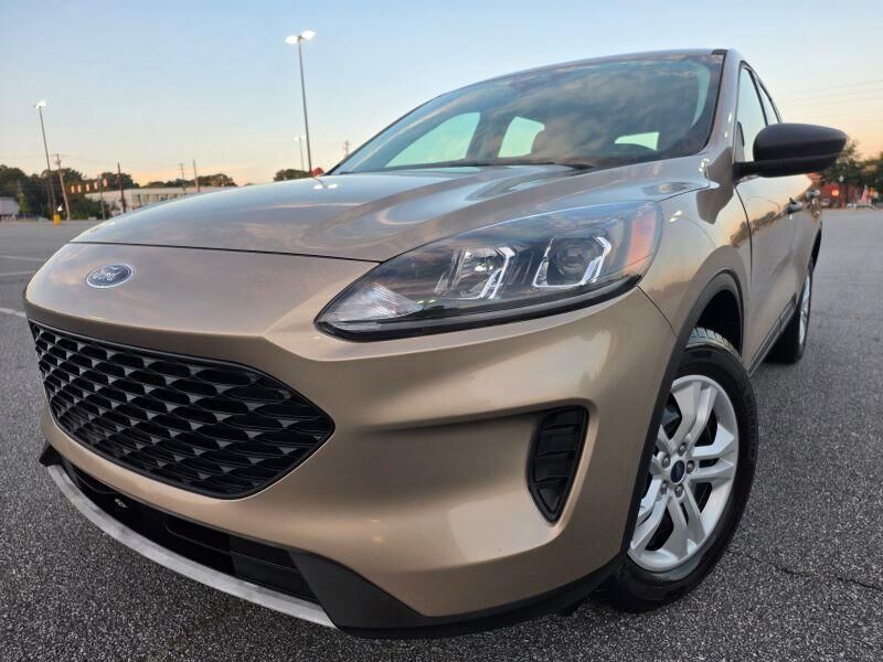 2021 FORD Escape