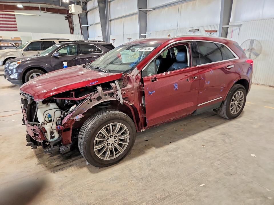 2017 CADILLAC XT5
