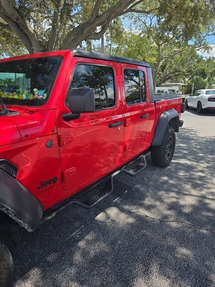 2025 JEEP Gladiator