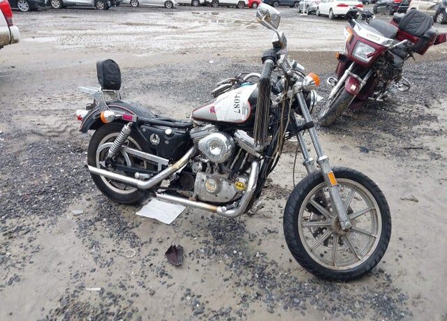 1987 HARLEY-DAVIDSON Sportster 883