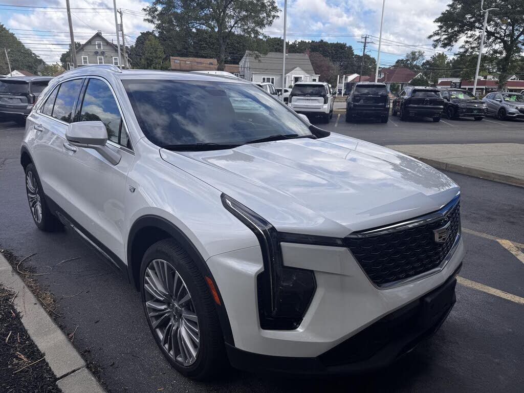 2024 CADILLAC XT4