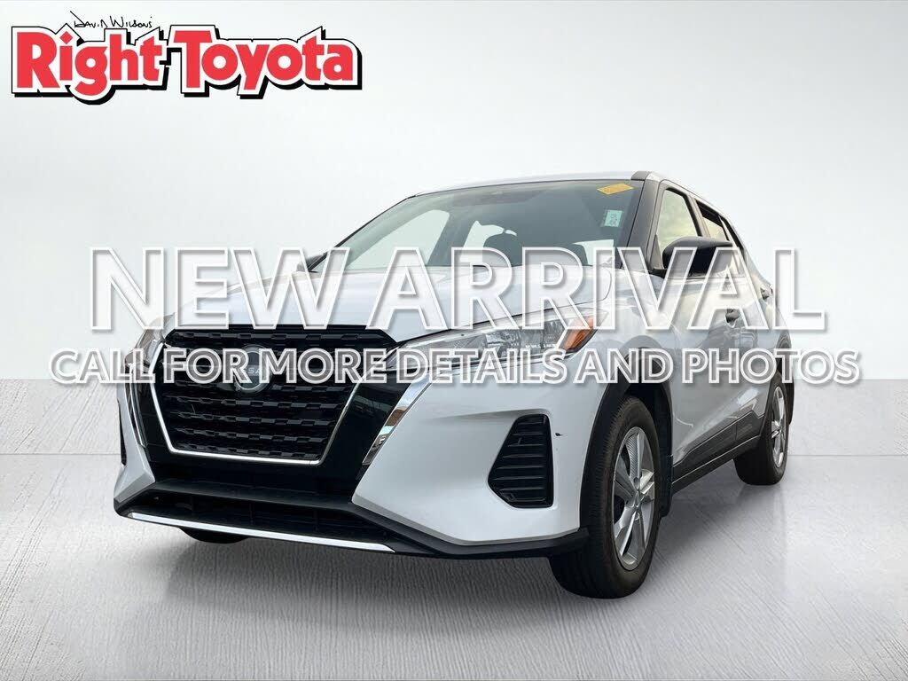 2024 NISSAN Kicks