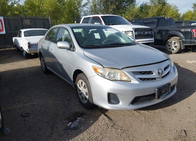 2011 TOYOTA Corolla