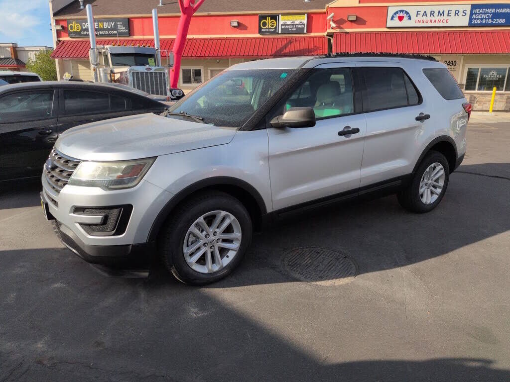 2017 FORD Explorer