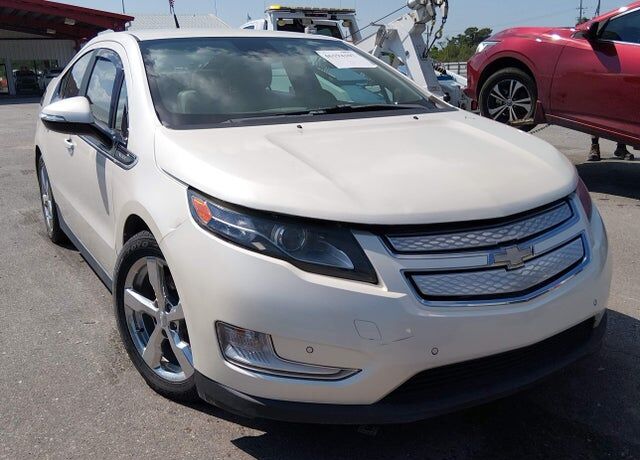2013 CHEVROLET Volt