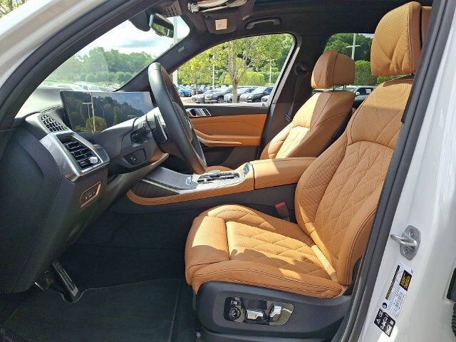 2026 BMW X7