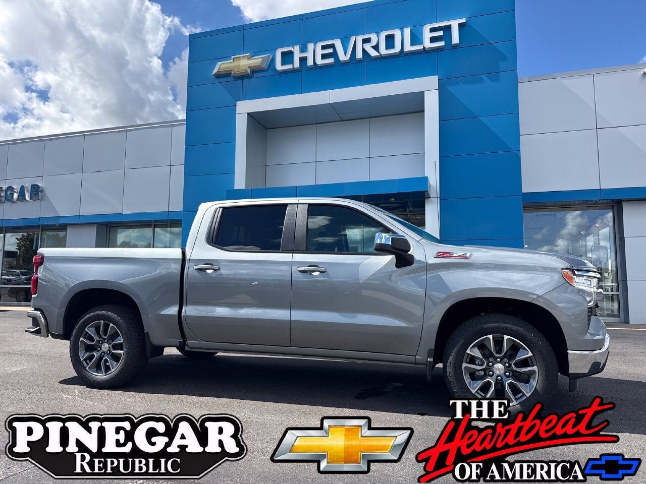 2026 CHEVROLET Silverado