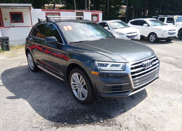 2019 AUDI Q5