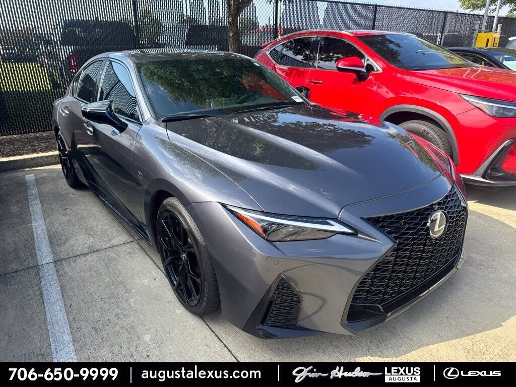 2025 LEXUS IS