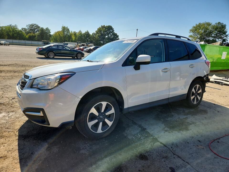 2018 SUBARU Forester