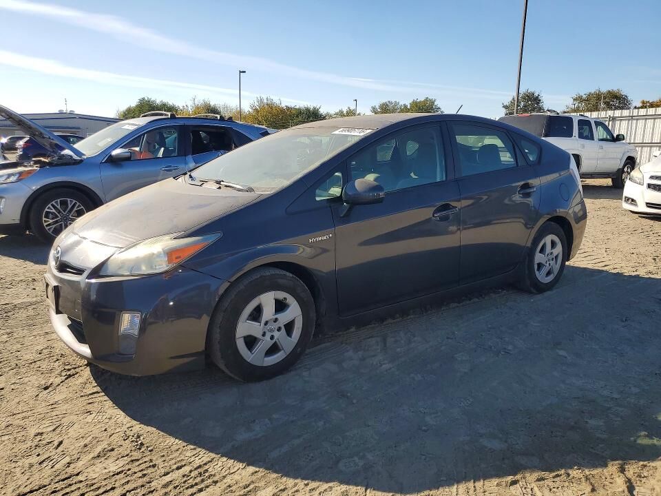 2011 TOYOTA PRIUS