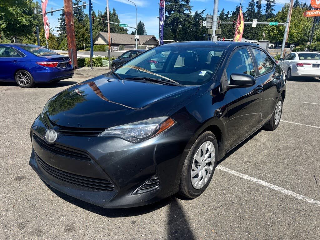 2018 TOYOTA Corolla
