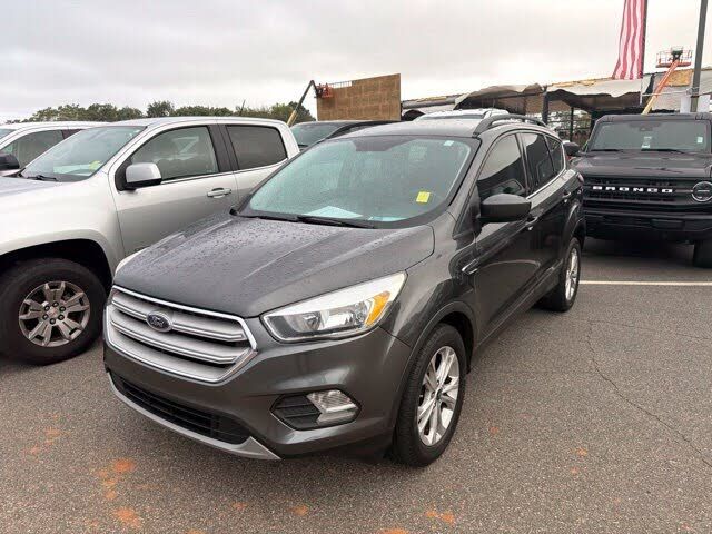 2018 FORD Escape