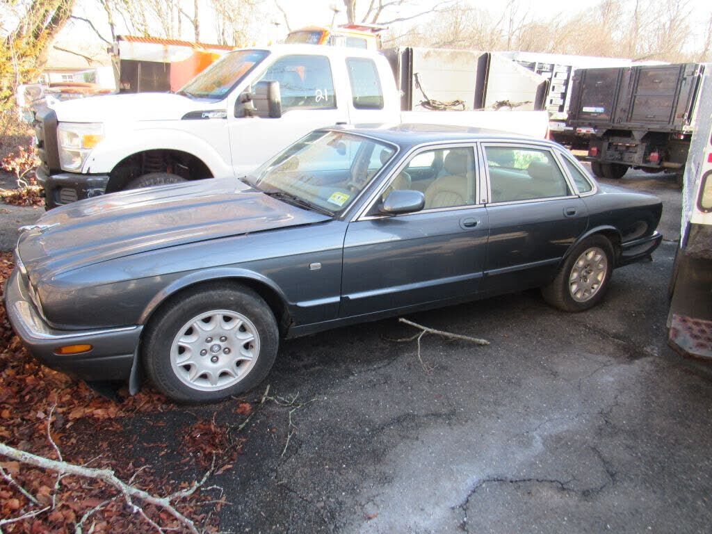 2000 JAGUAR XJ8