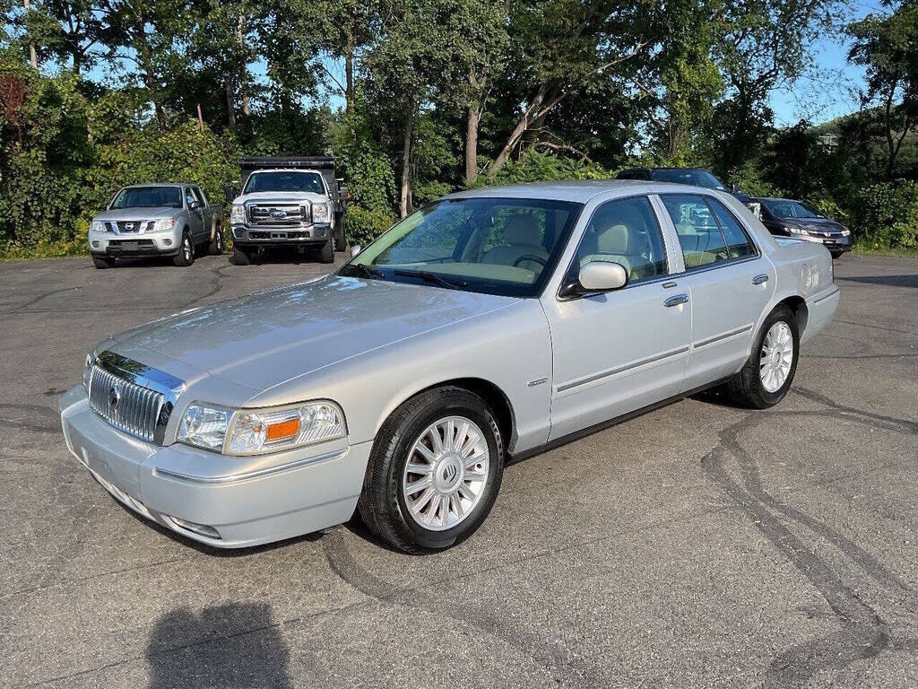 2010 MERCURY Grand Marquis