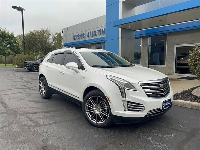 2017 CADILLAC XT5
