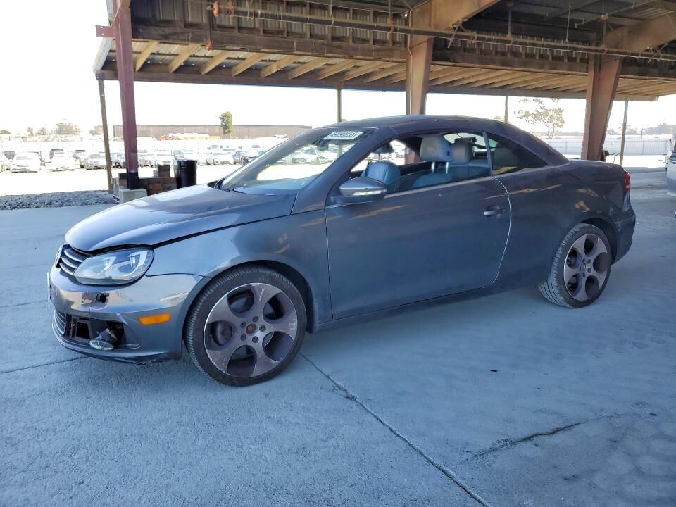 2013 VOLKSWAGEN Eos