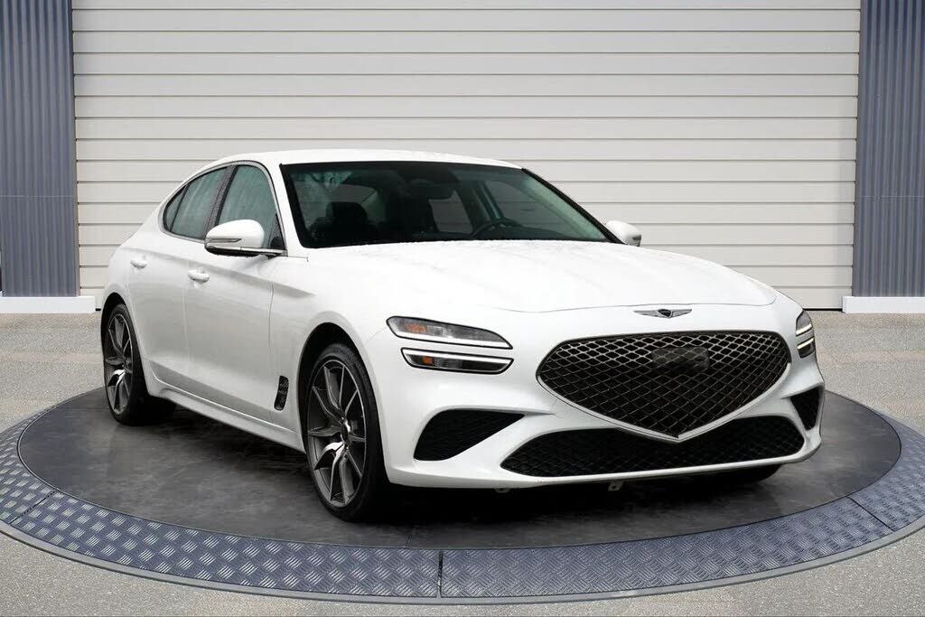 2025 GENESIS G70