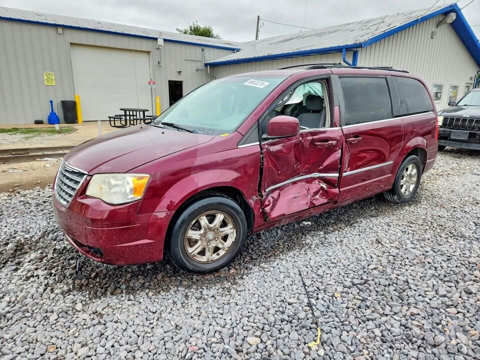 2009 CHRYSLER Town and Country