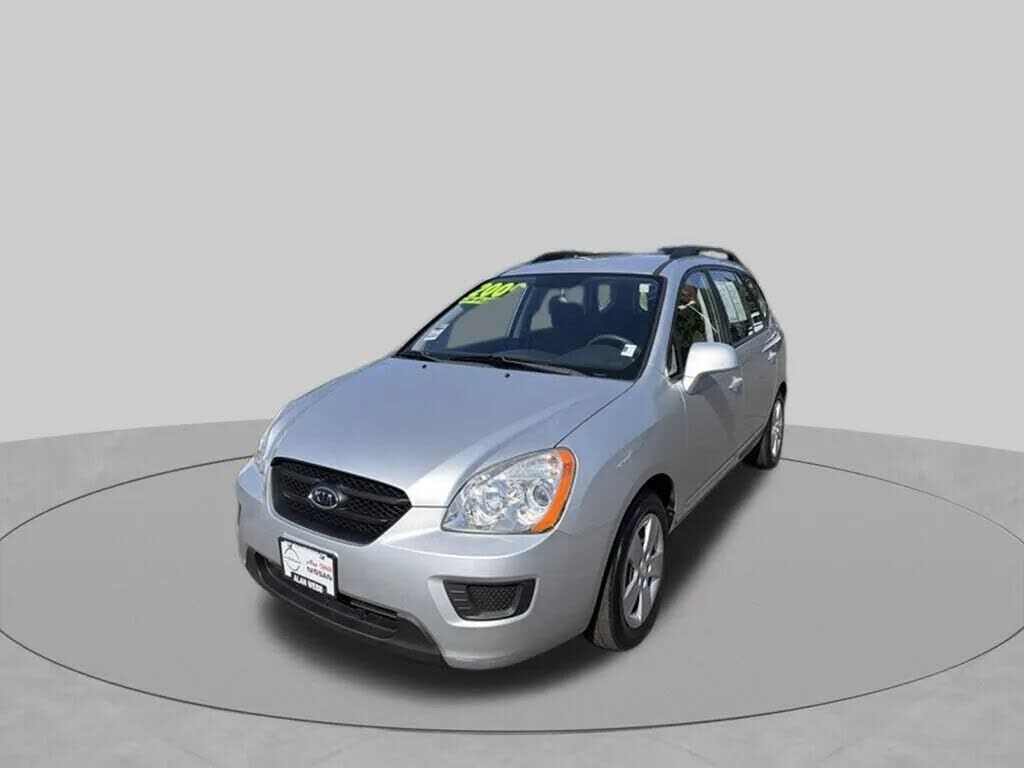 2009 KIA Rondo