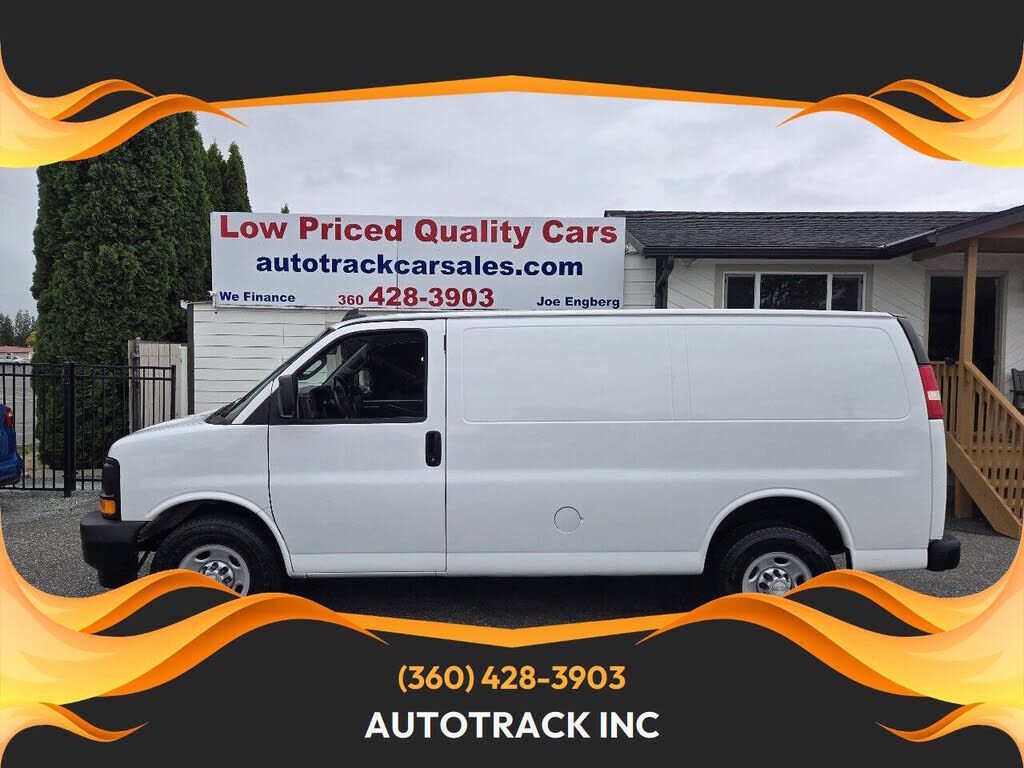 2017 CHEVROLET Express
