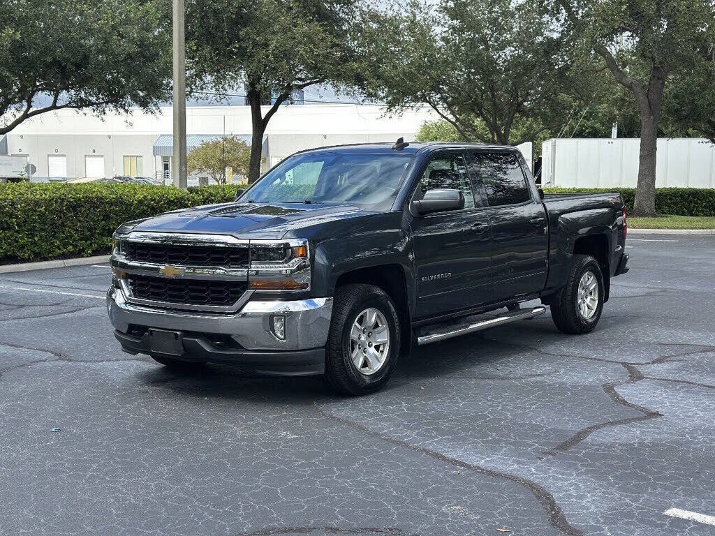 2017 CHEVROLET Silverado