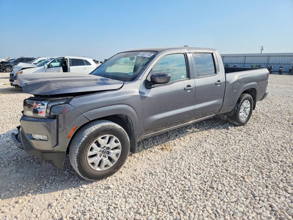 2022 NISSAN Frontier